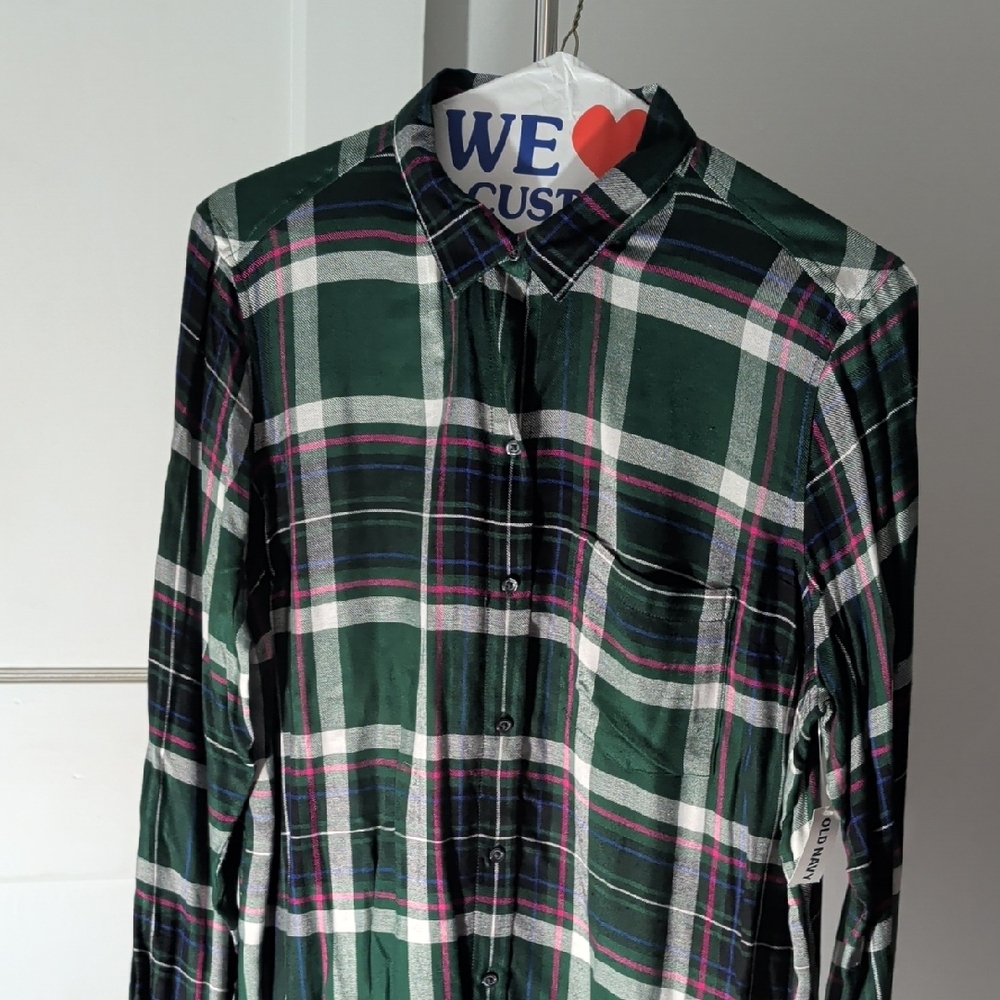 Old Navy Dark Green and Pink Plaid Button Down Shirt